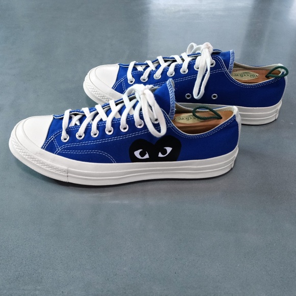 Comme des Garçons PLAY Chuck Taylors - Picture 4 of 8
